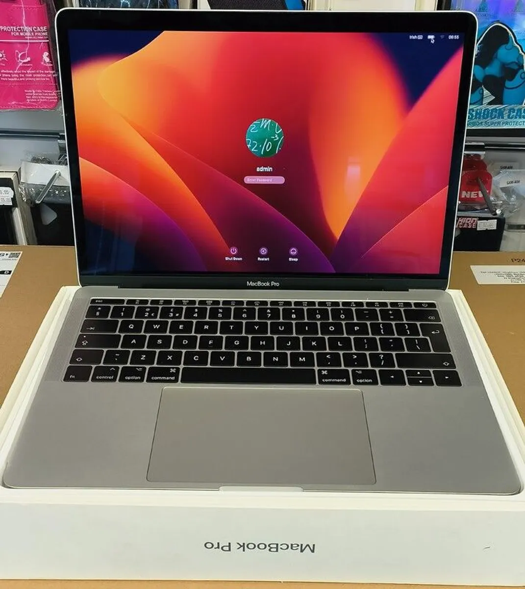 Apple MacBook Pro 13 A1708 i5 2.3GHz 8GB 128GB macOS Ventura 13.7.8 Grey Battery Cycle: 466) - Image 2