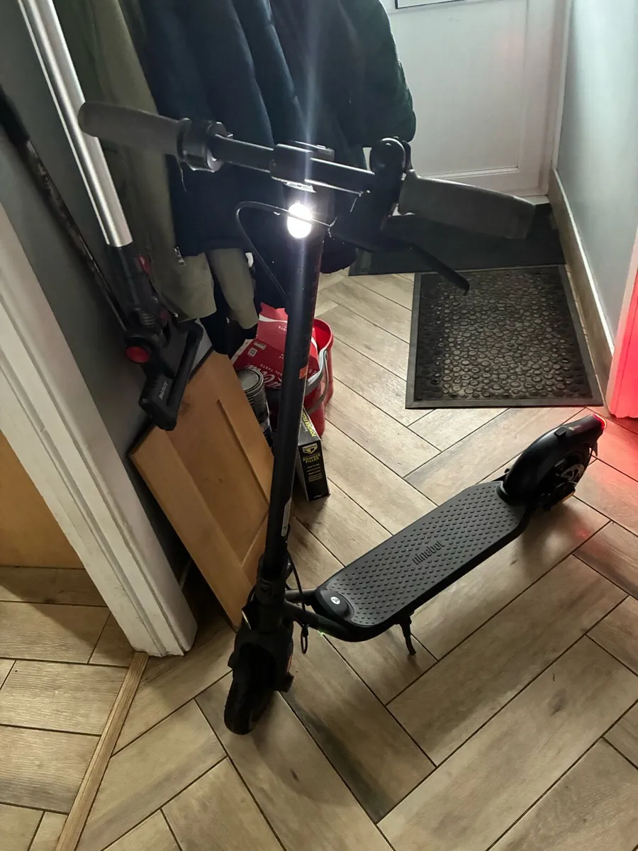 SEGWAY SCOOTER - Image 2