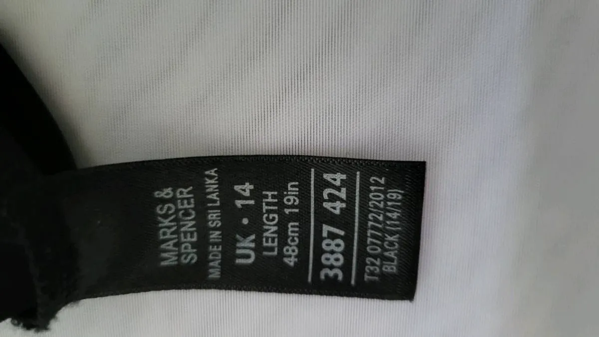 2 Half Slips - Image 2