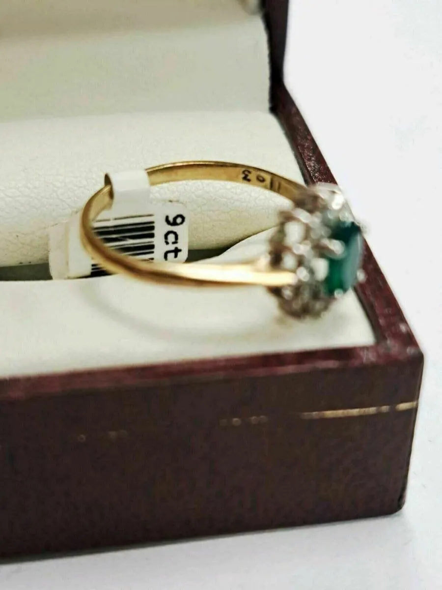 9K Emerald Diamond Ring 9CT - Image 2