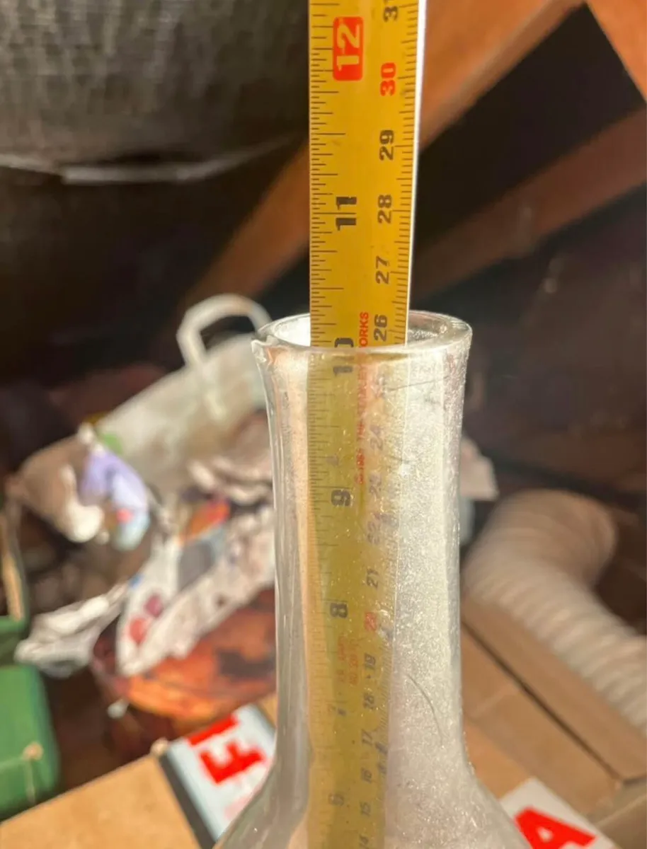 Vintage Oil Lamp Chimney - Image 3