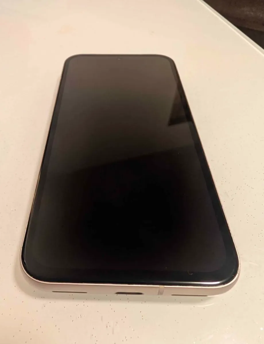 Google pixel 8a - Image 4