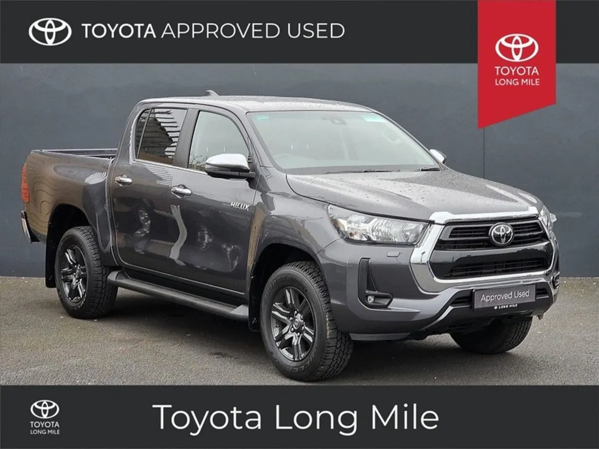 Toyota Hilux 2.4 SR5 D/CAB AUTO - Image 1