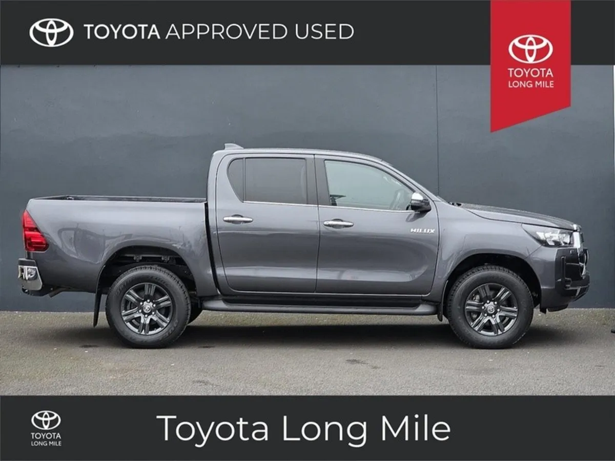 Toyota Hilux 2.4 SR5 D/CAB AUTO - Image 4
