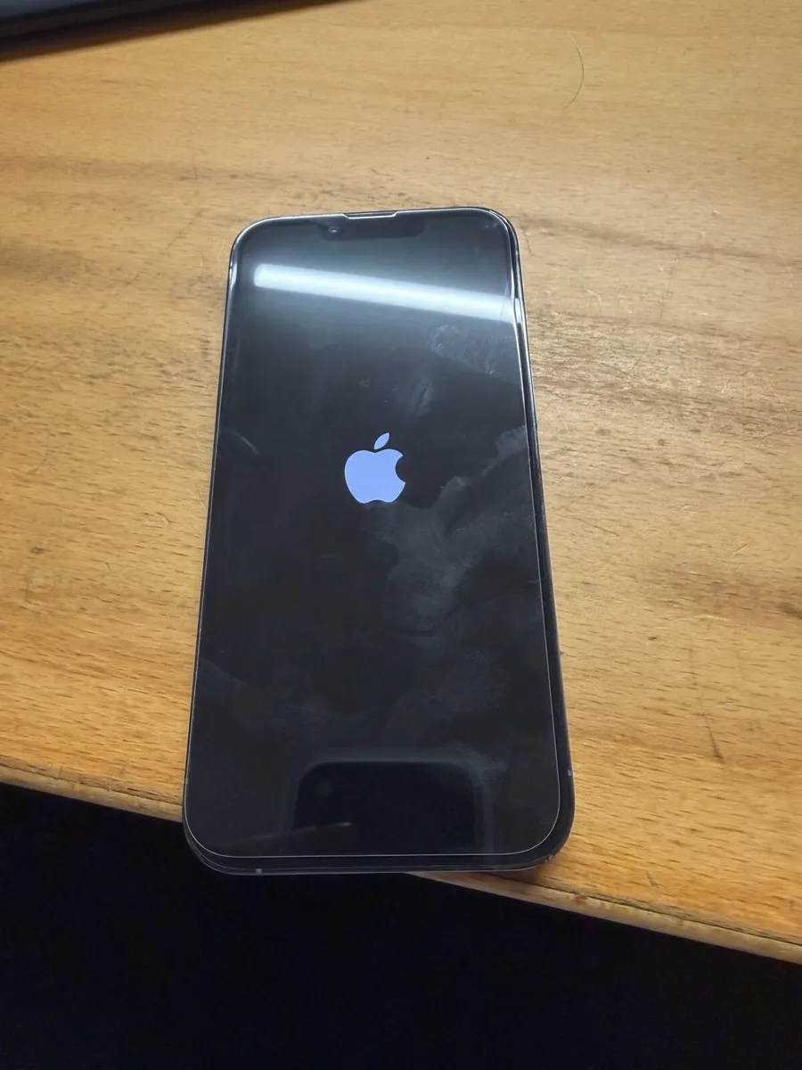 Iphone13 pro network unlocked - Image 1