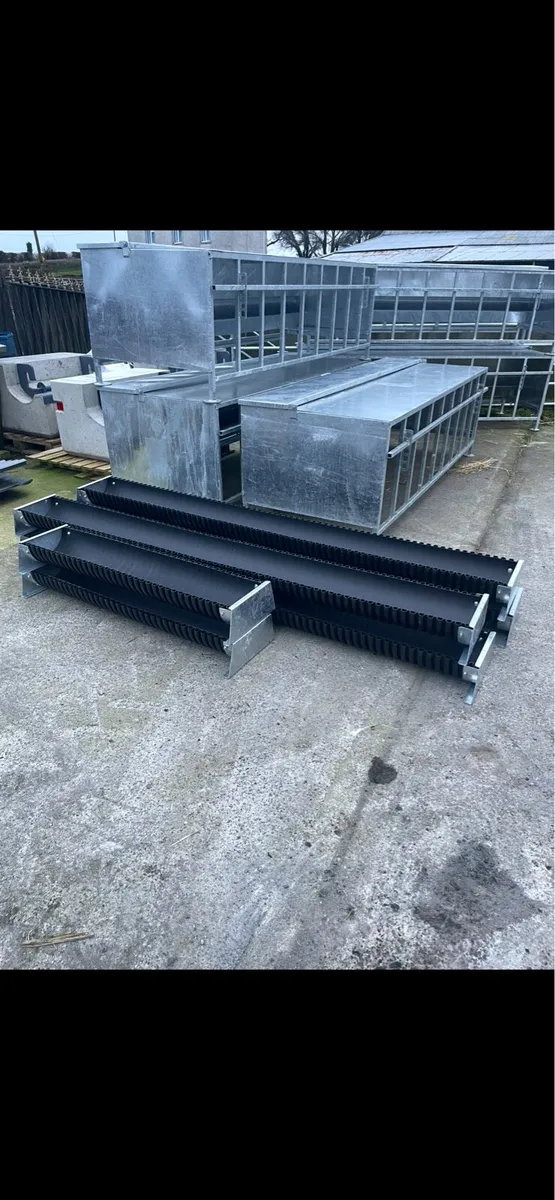 Sheep trough - Image 4