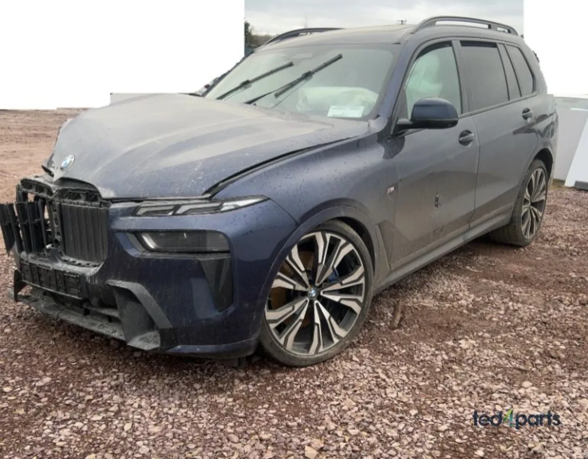 2023 BMW X7 3.0L Diesel For Breaking - Image 2