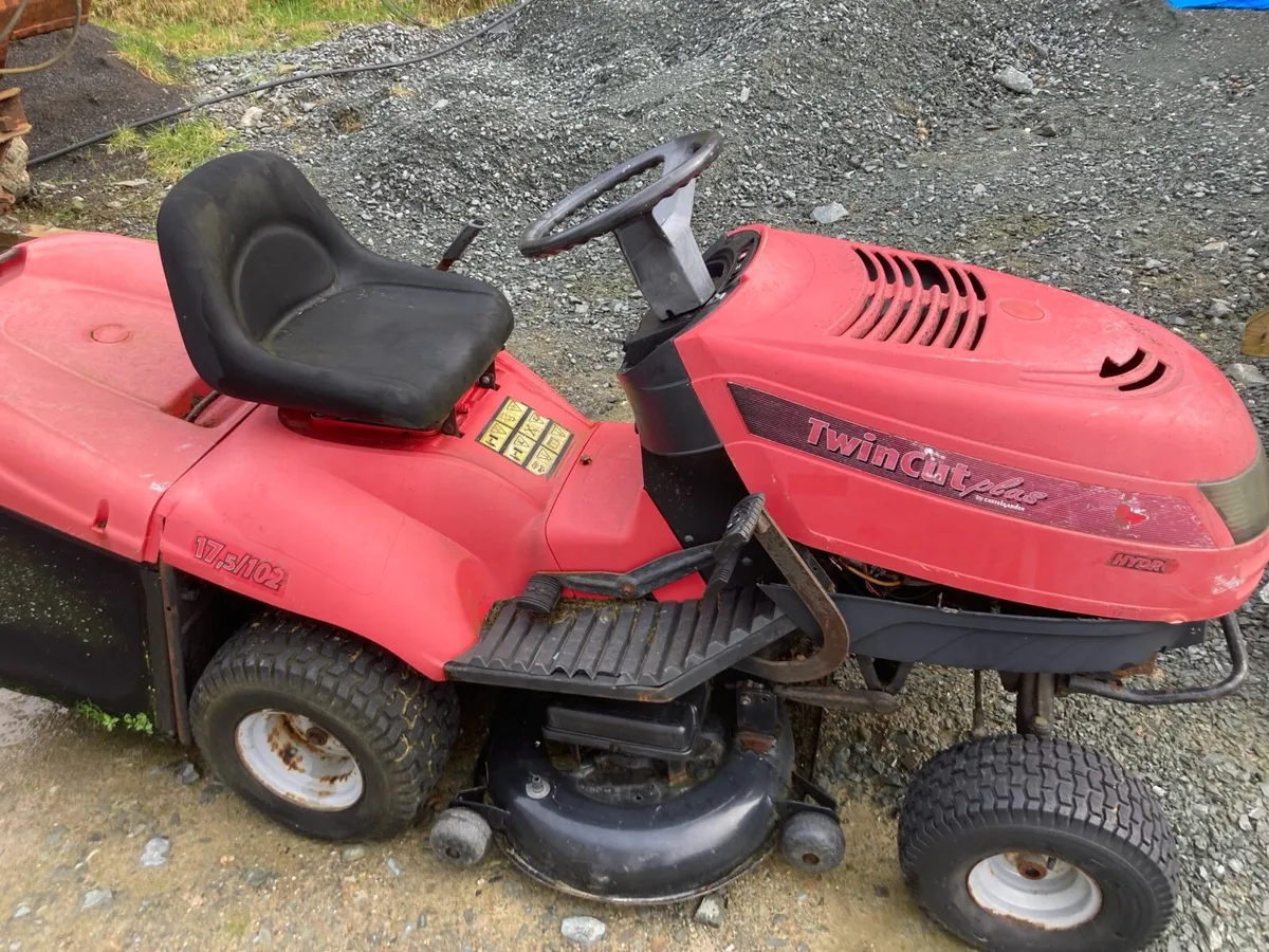 Castle garden twin cut - Image 1