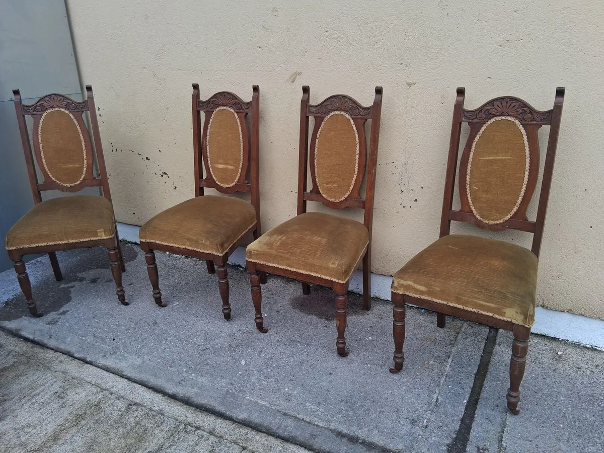 2 arm chairs 4 chairs - Image 2