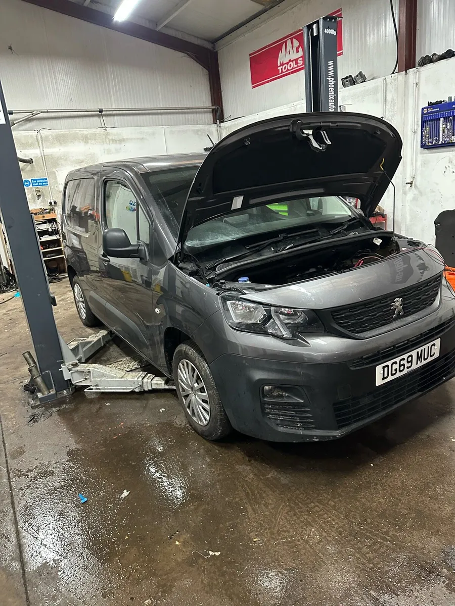 2019 Peugeot partner 1.5 for breaking - Image 2