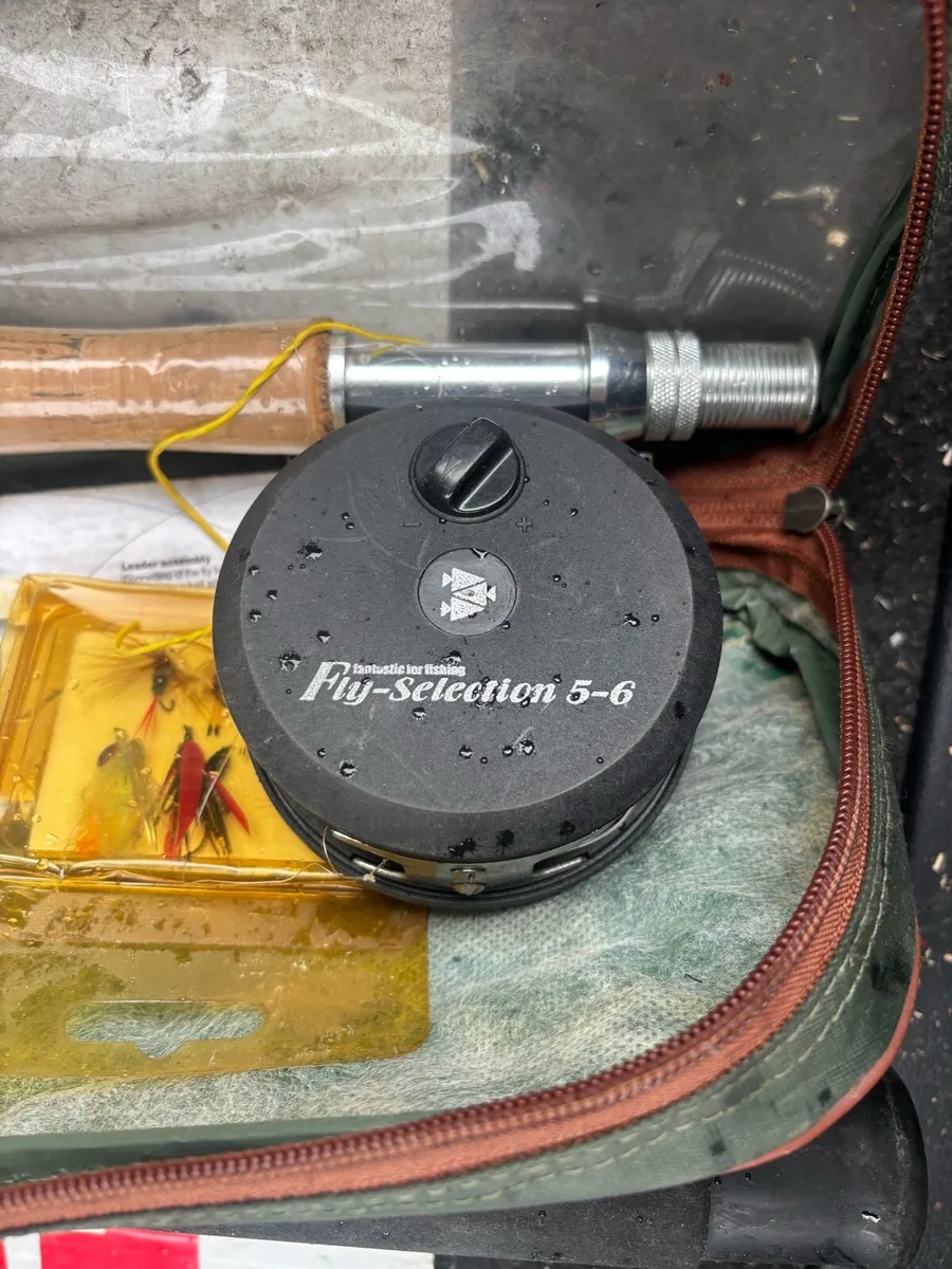 fishing rods and reels - Image 1