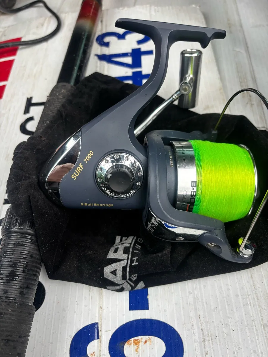 fishing rods and reels - Image 2
