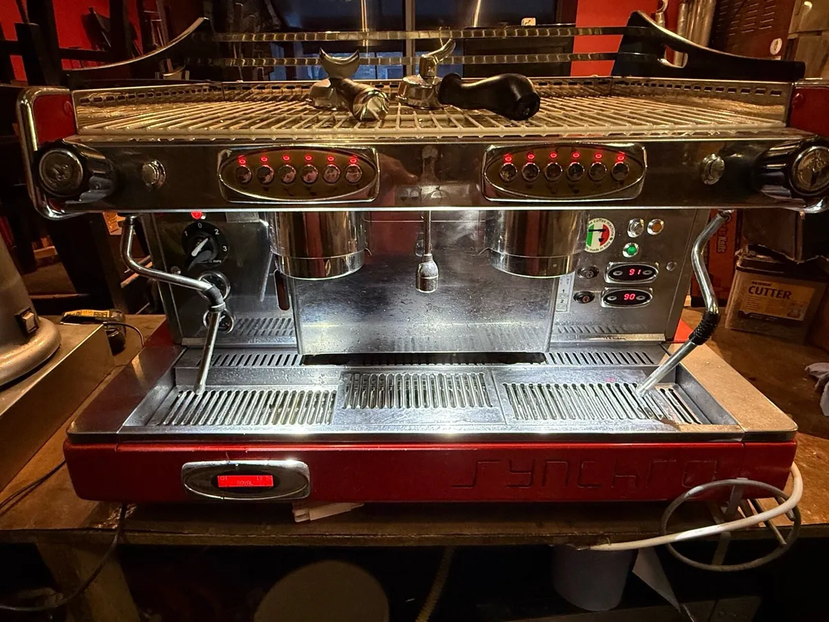 Synchro Royal coffee Machine 2 group - Image 1