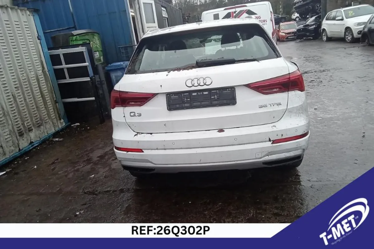 2019 AUDI Q3 BREAKING FOR PARTS - Image 3