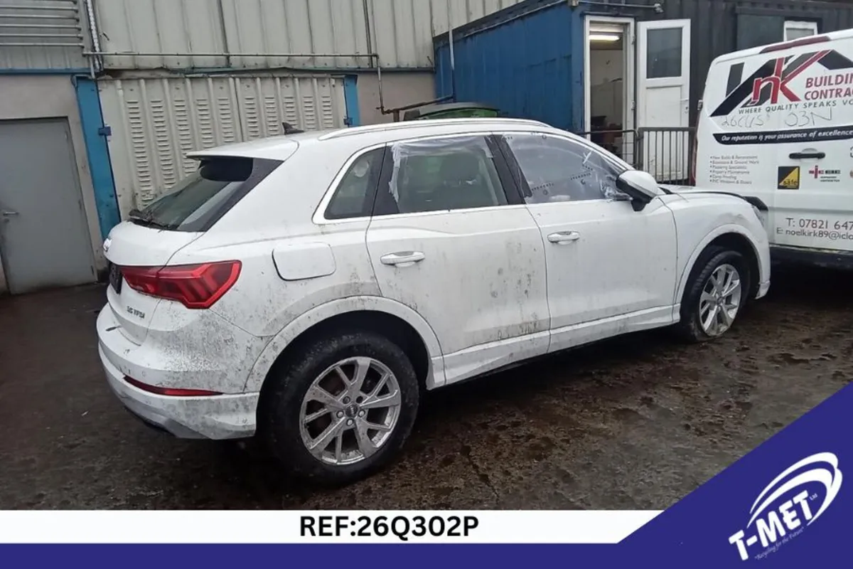 2019 AUDI Q3 BREAKING FOR PARTS - Image 2