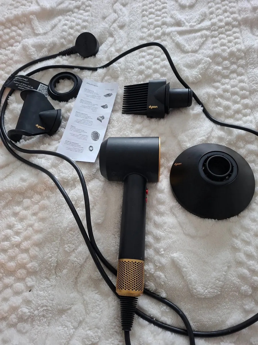 Dyson Supersonic Onyx Hairdryer - Image 4