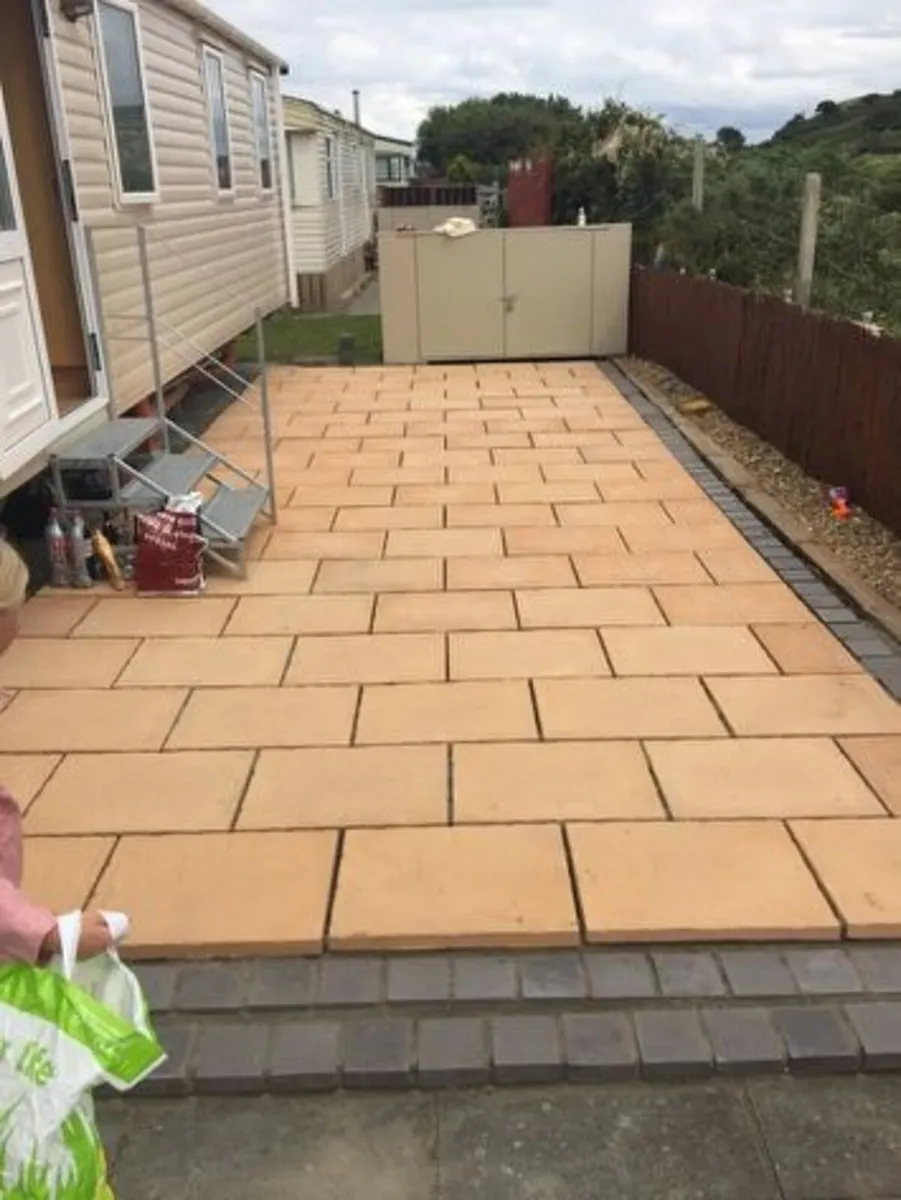 30m2  rectangular patio slabs WITH DELIVERY - Image 2