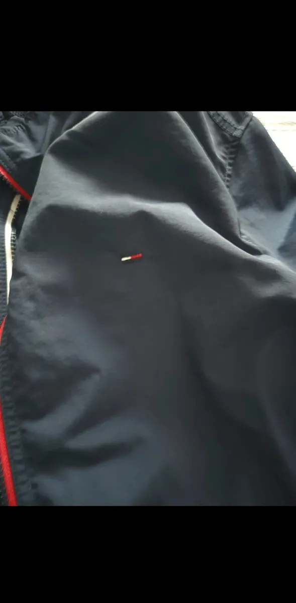 Tommy hilfiger light  jacket - Image 2