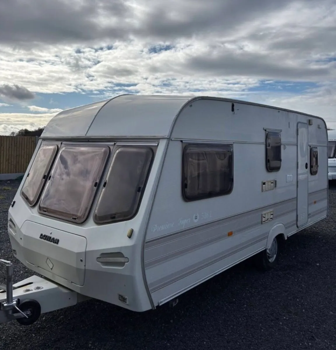 Lunar 5 berth starter caravan for sale - Image 1