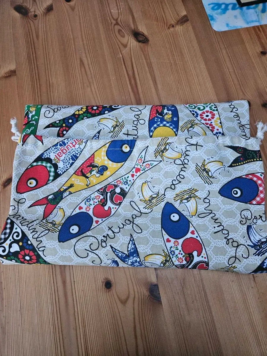 Tea towel pack - Image 1