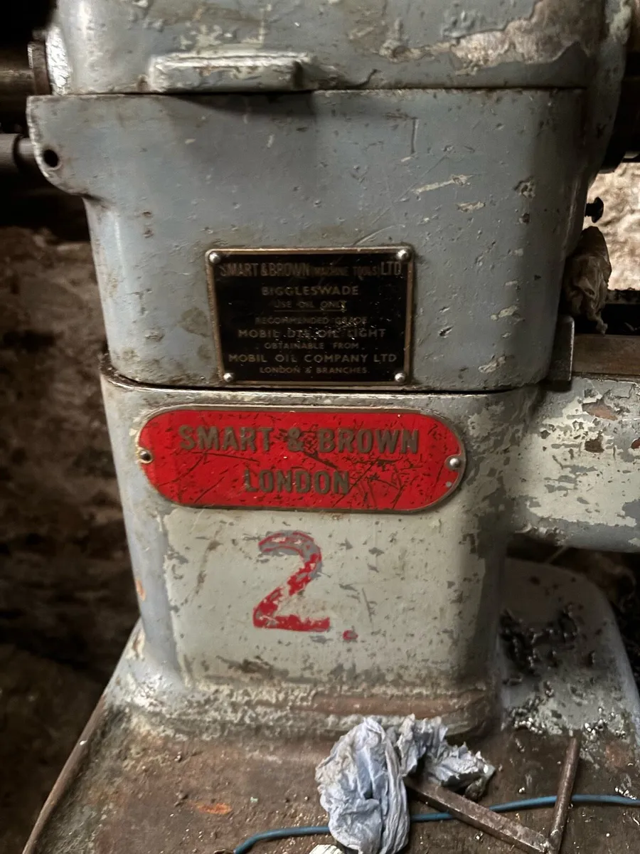 SMART & BROWN 3 phase lathe - Image 4