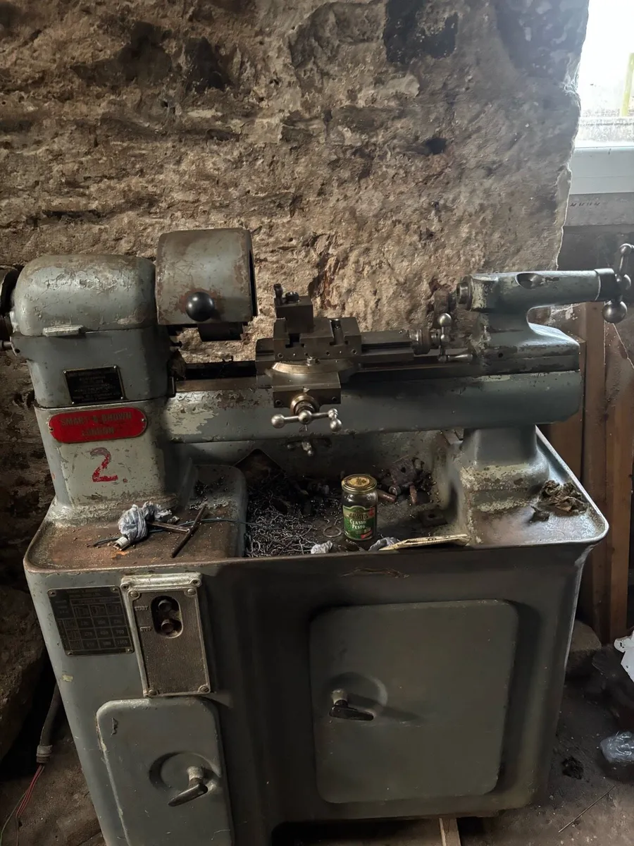 SMART & BROWN 3 phase lathe - Image 3