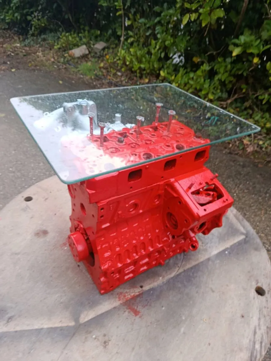 Engine coffee table - Image 3