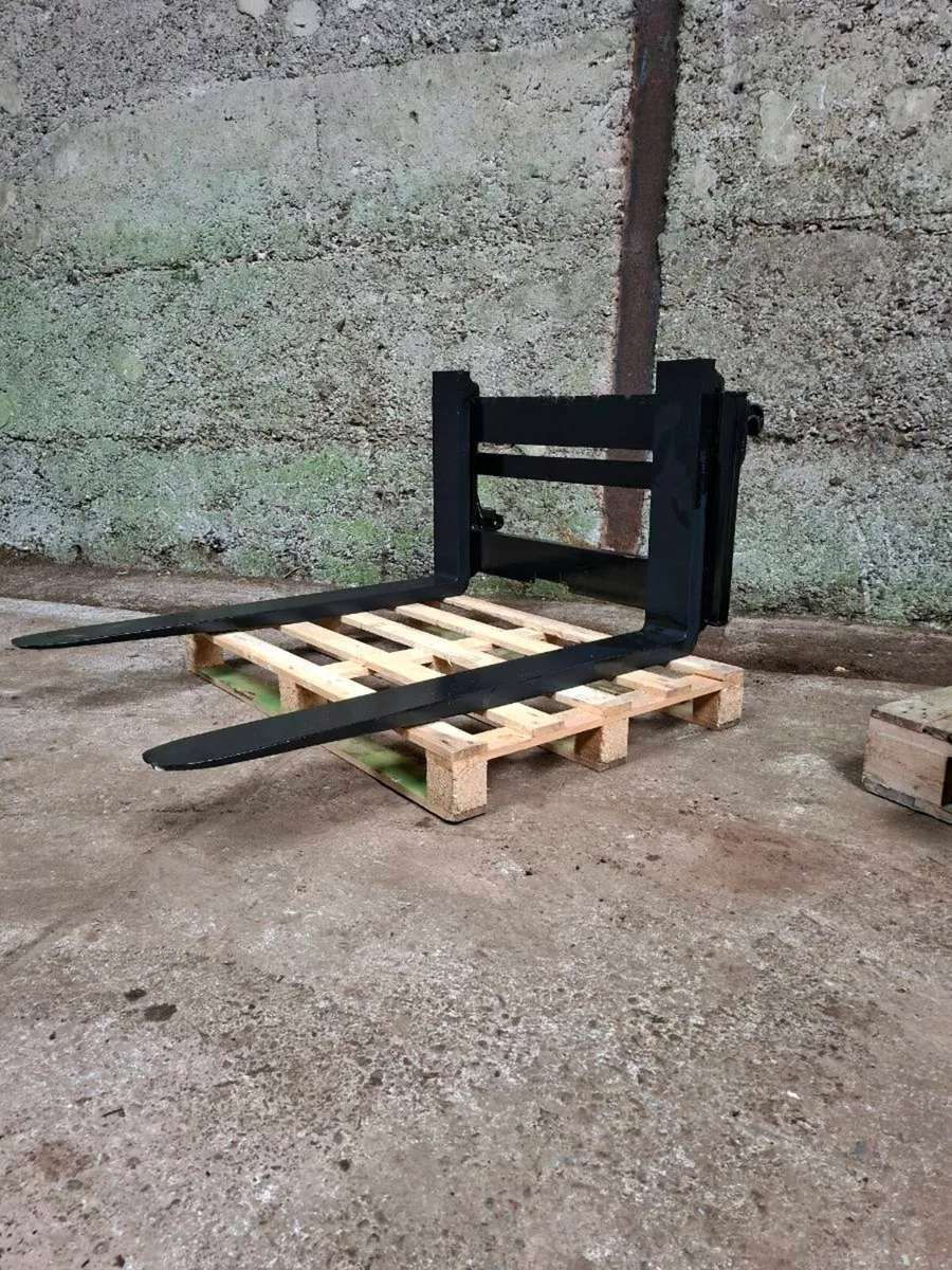 Pinnacle Fabrication Pallet Forks Carriage Frames - Image 4