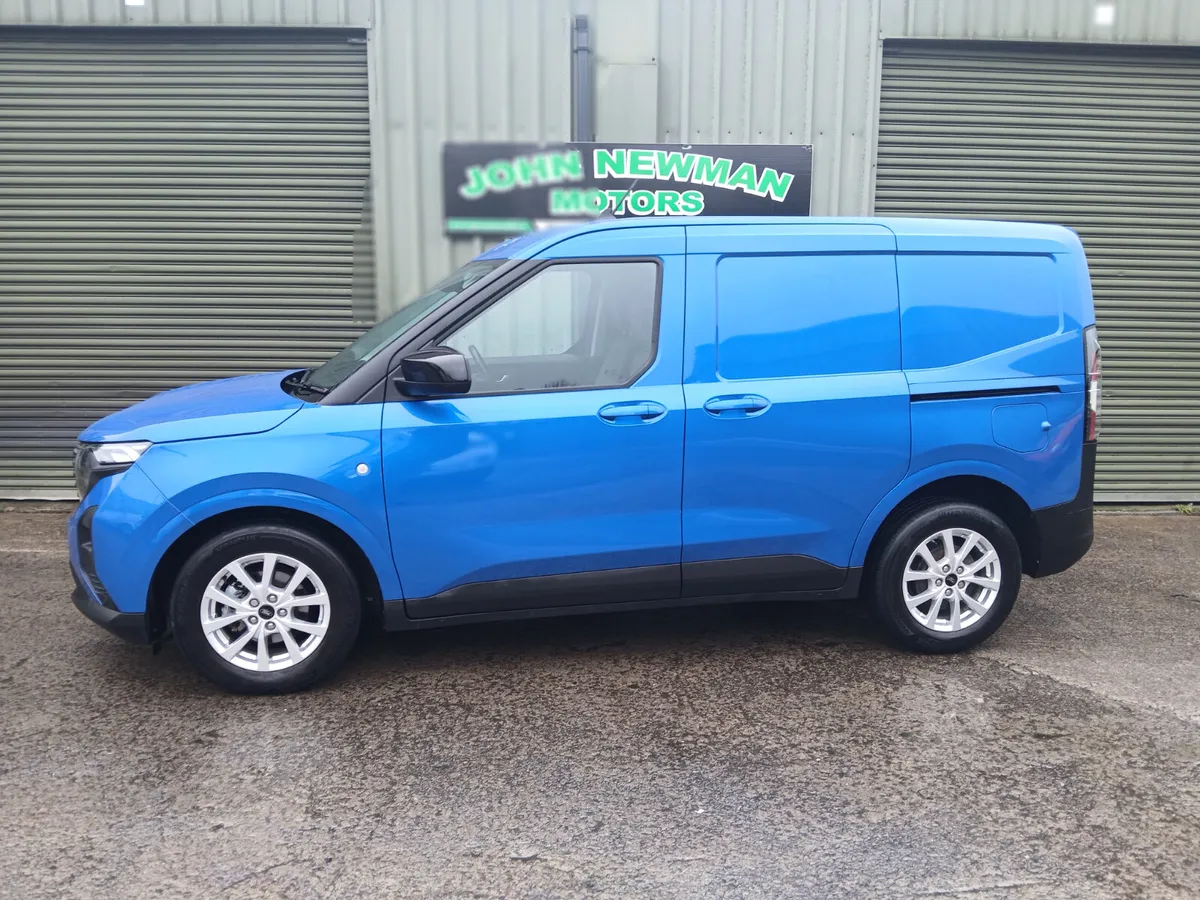 Ford Courier2025 1.5 dsl low mileage - Image 2