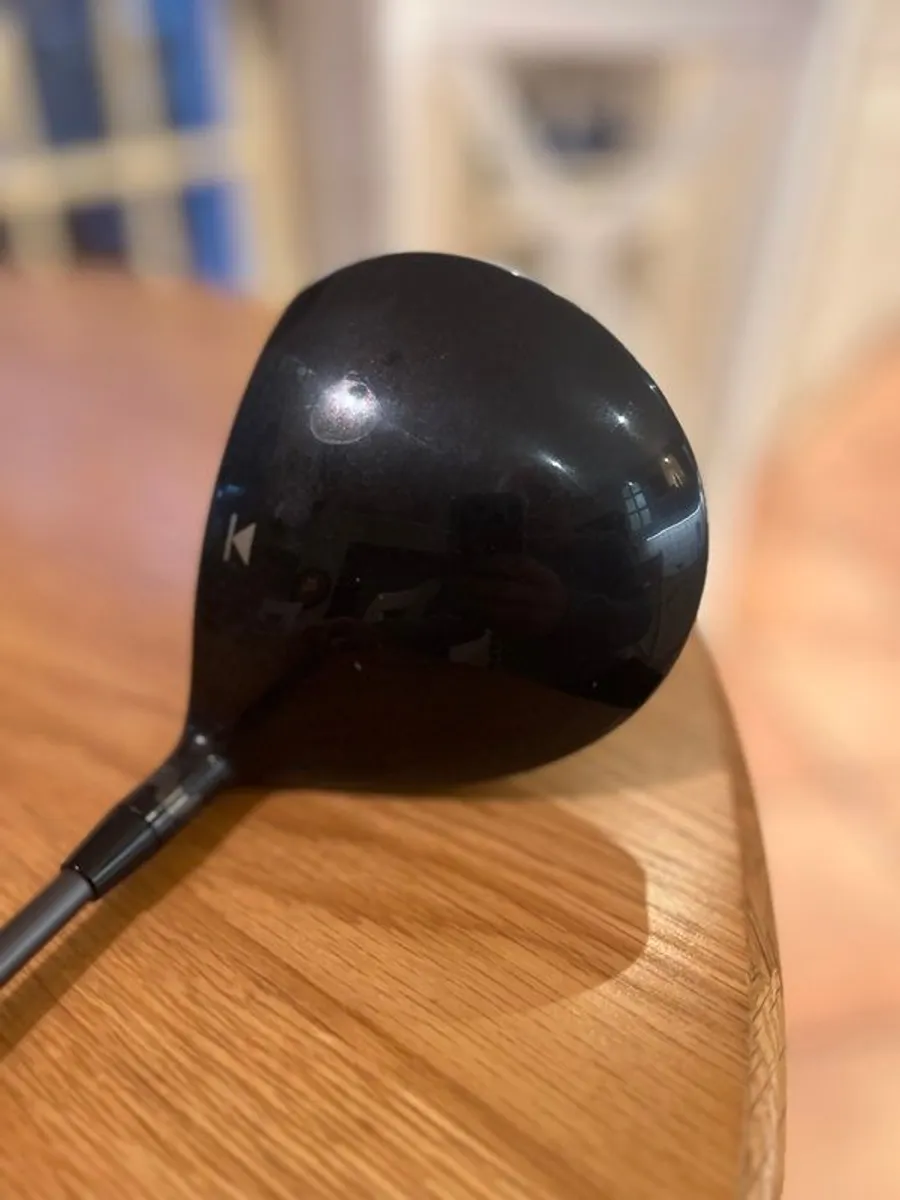 Titleist driver with Tour shaft - Image 3