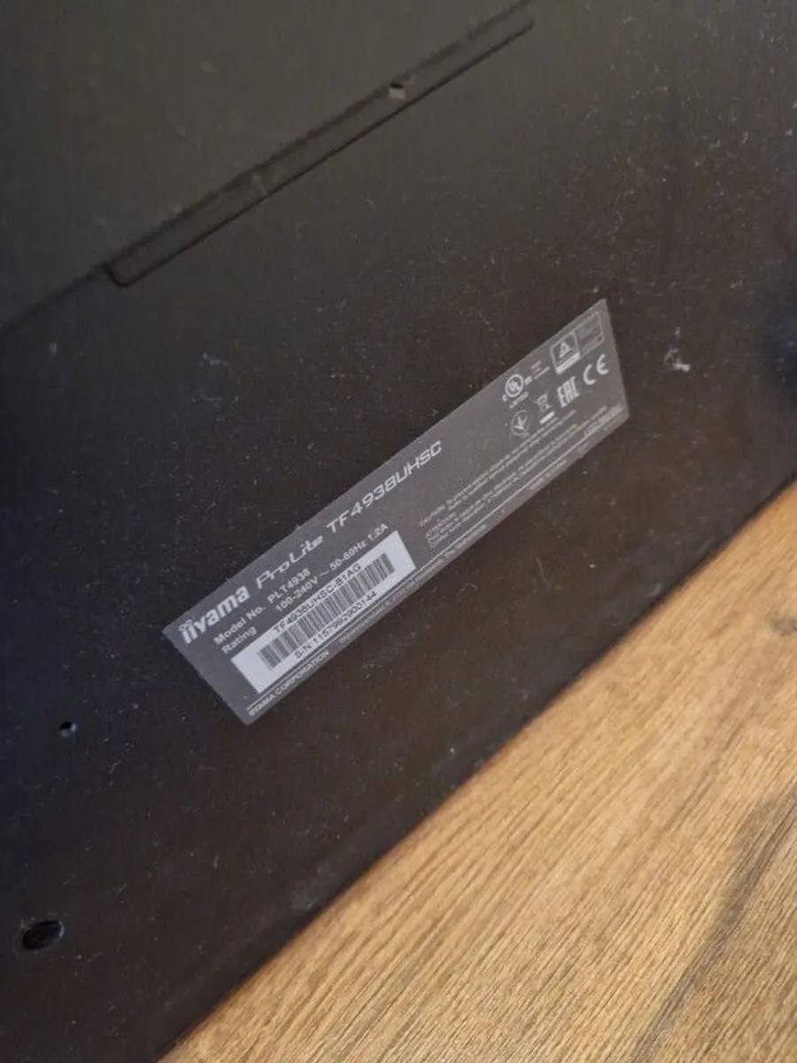 iiyama ProLite 49" Interactive Display / TV with wall mount - Image 2