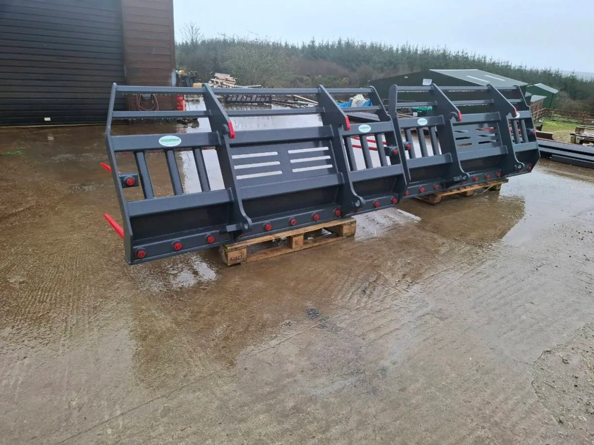 Jcb dung fork - Image 1