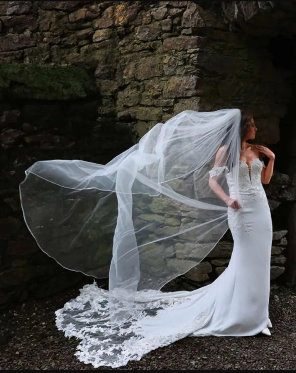 Enzoani Preston Wedding Dress - Image 1