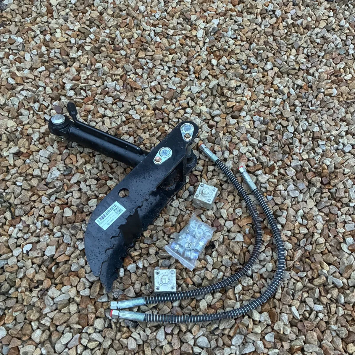 Hydraulic thumb /grab kit - Image 4