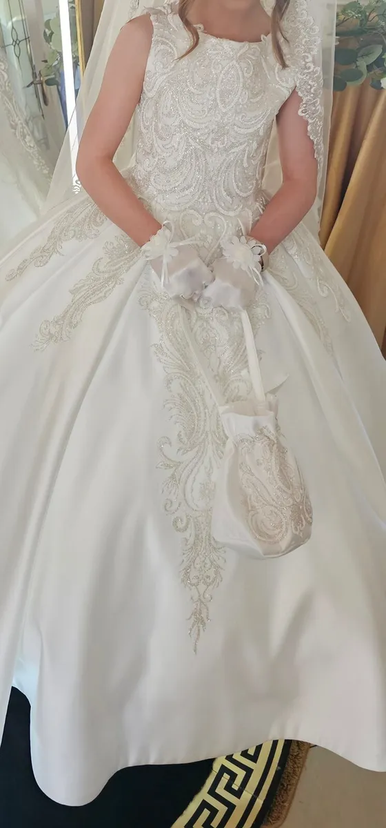 Communion dress - Image 2