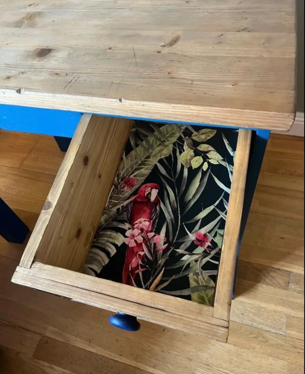 Study desk - Image 3