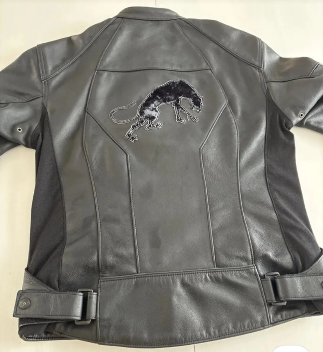 Motorcycle Leather Jacket    Furygan Large - Image 3
