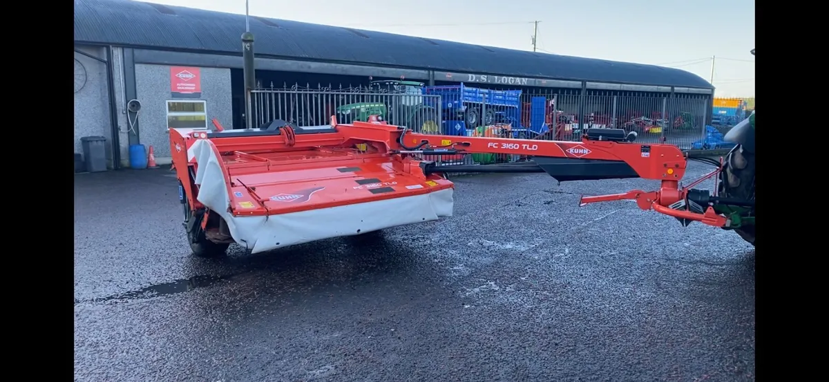 Kuhn FC3160TLD Mower Conditioner - Image 4