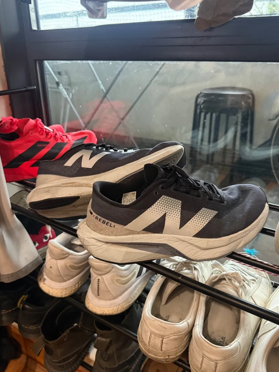 New Balance FuelCell Rebel Graphite Size 8.5/42.5 - Image 2