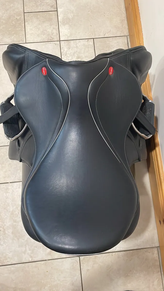 John Whitaker Jump Saddle - Image 4
