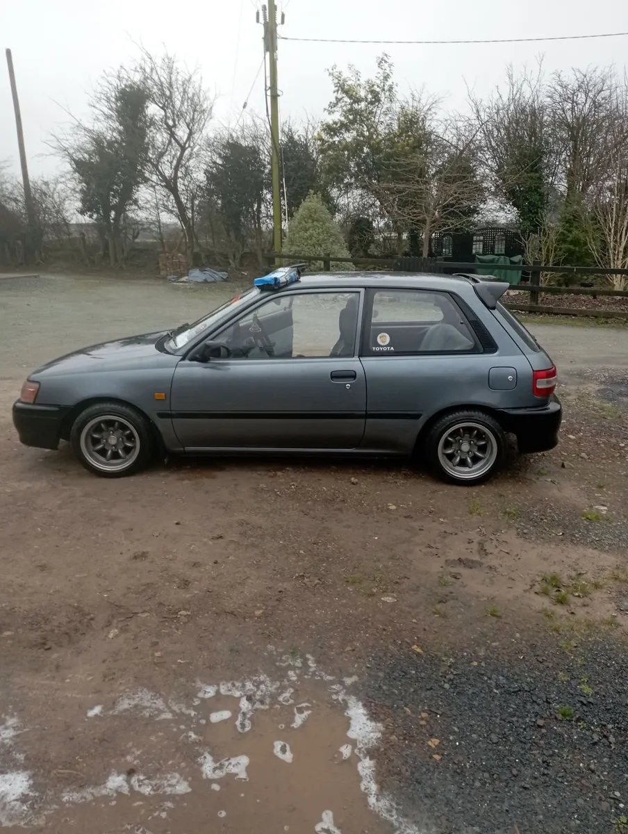 Toyota Starlet 1990 - Image 2