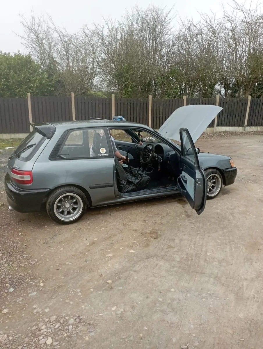 Toyota Starlet 1990 - Image 3