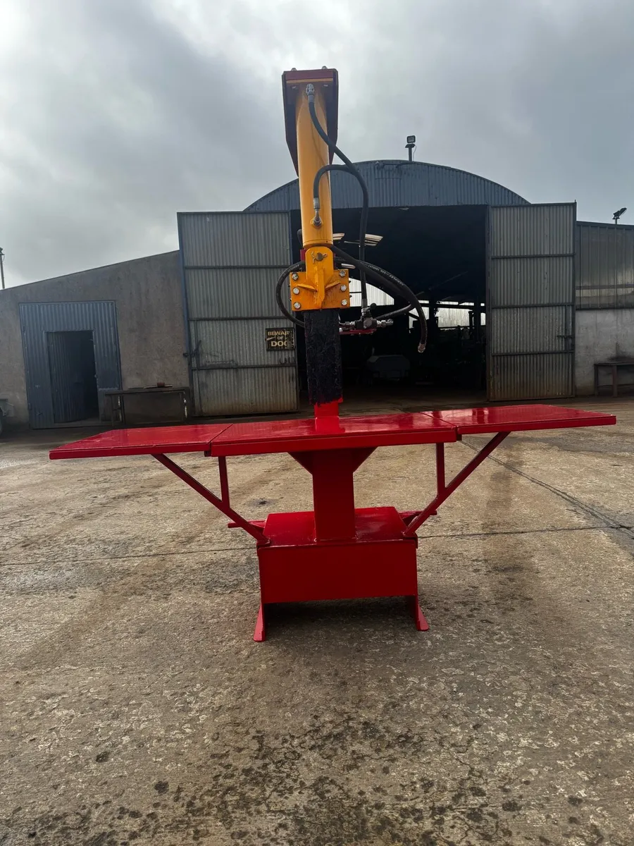 16 Ton Log Splitter - Image 1
