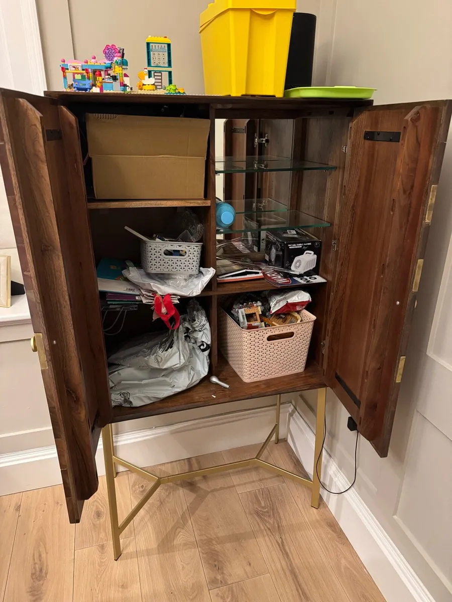Walnut display cabinet - Image 2