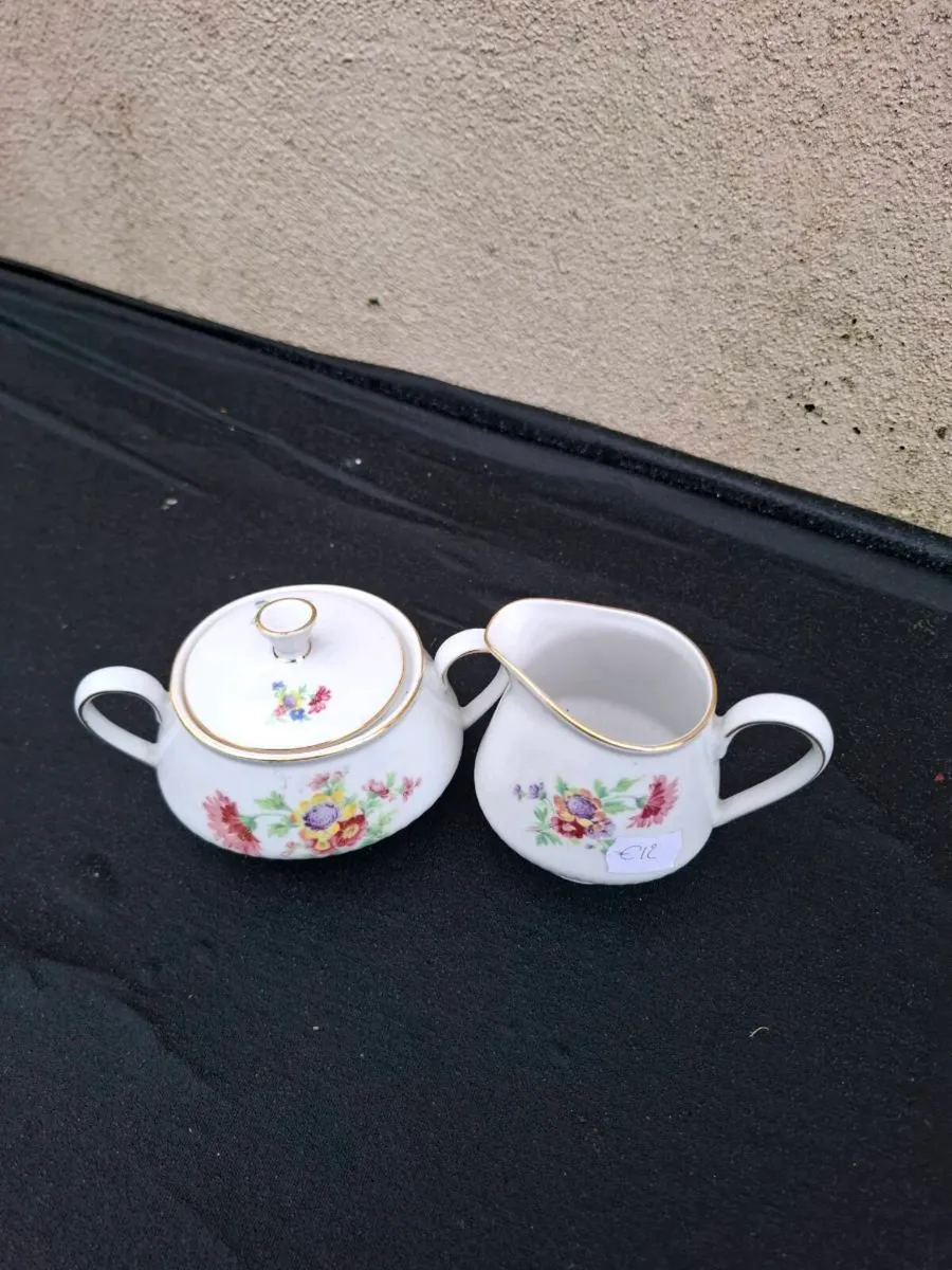 Floral china sugar milk jug - Image 2