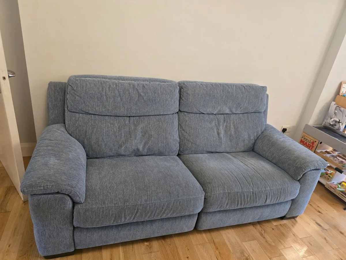 2.5 Seater Electric Recliner Sofa - Image 2