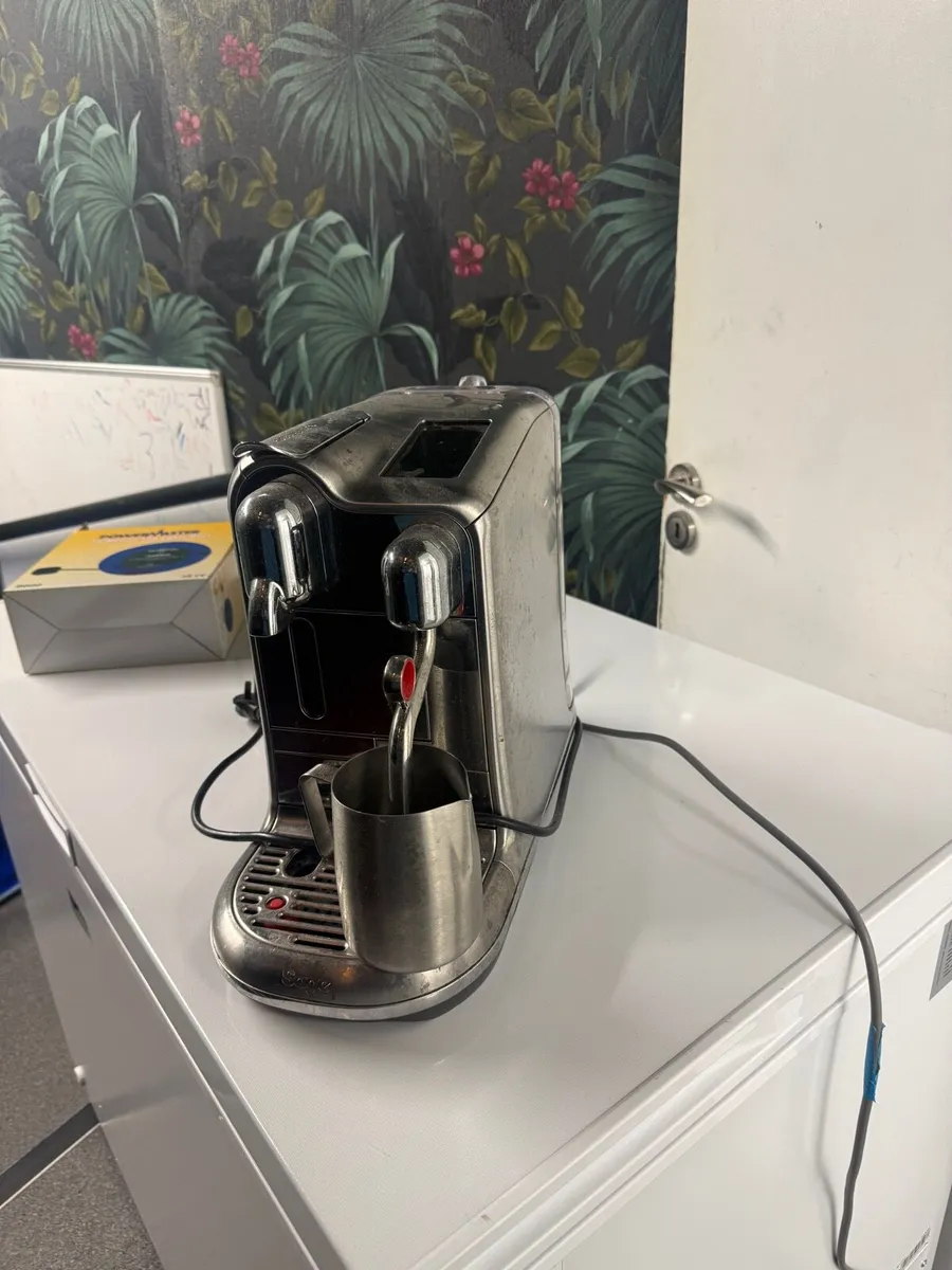 Sage Creatista pro Nespresso machine - Image 1