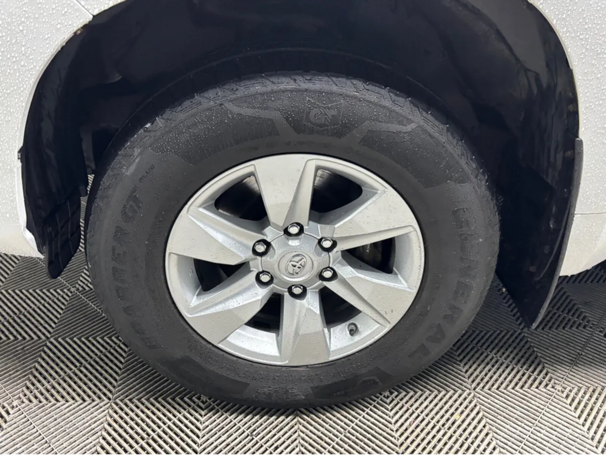 Toyota Land Cruiser LAND CRU CRUISER LWB C LC COMM - Image 2