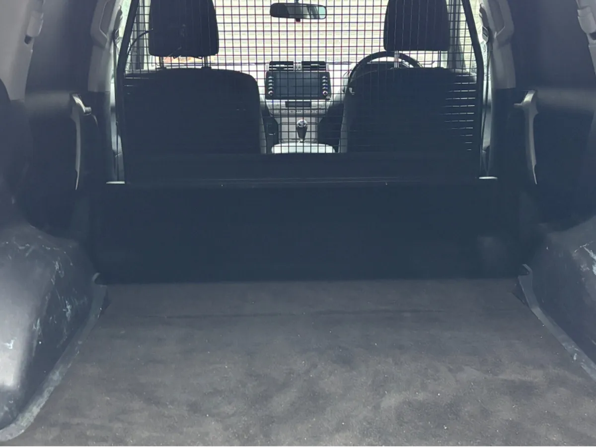 Toyota Land Cruiser LAND CRU CRUISER LWB C LC COMM - Image 3