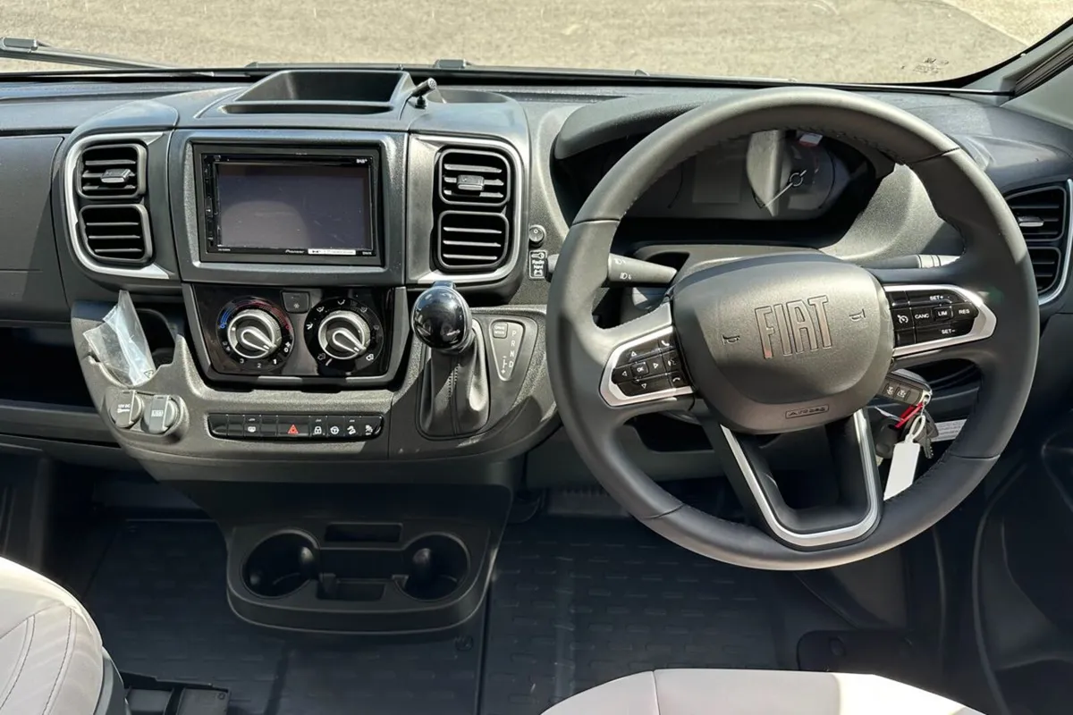 Burstner Eliseo C644 Automatic - Image 2